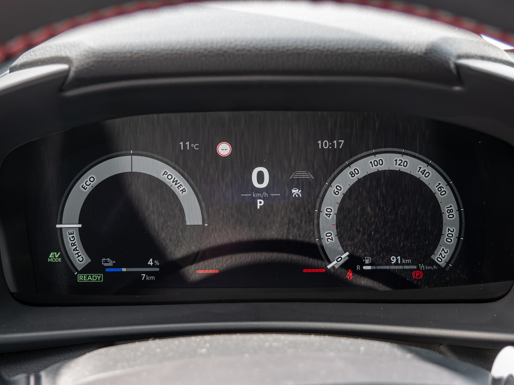 Fahrzeugansicht TOYOTA C-HR 2,0 l Plugin 4x2 GR Sport - Bild 19