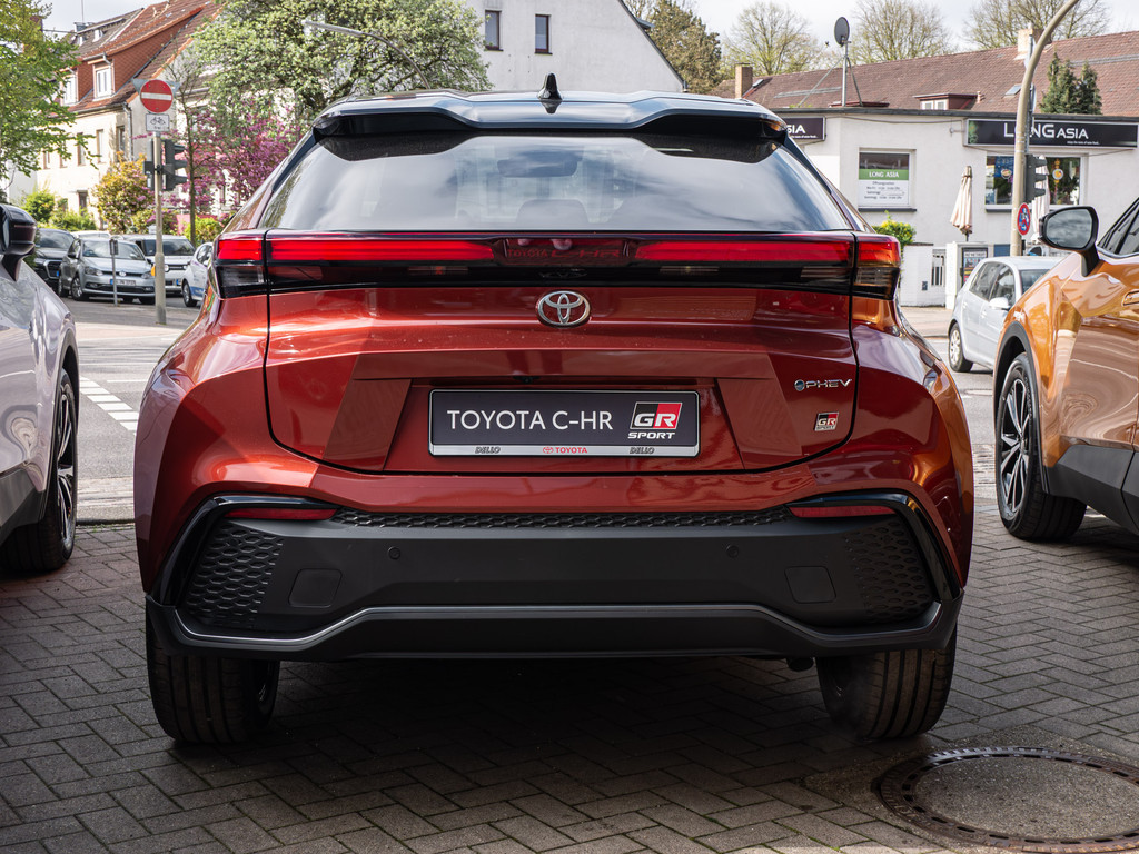 Fahrzeugansicht TOYOTA C-HR 2,0 l Plugin 4x2 GR Sport - Bild 35
