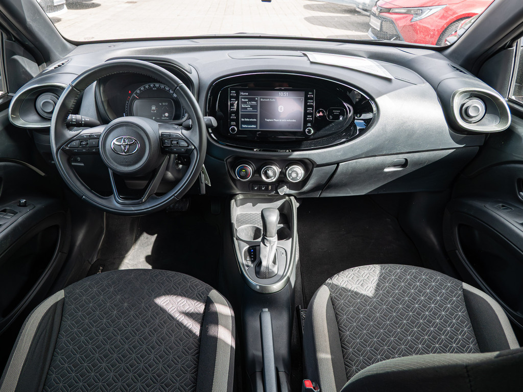 Fahrzeugansicht TOYOTA Aygo X 1.0 - Bild 4