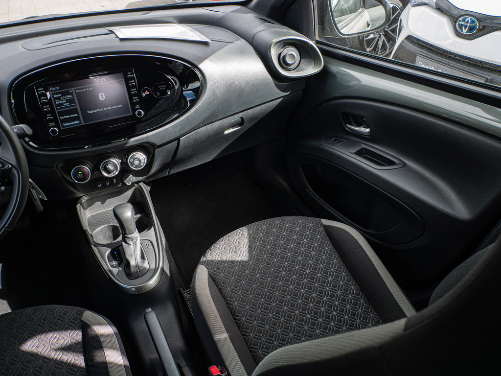 Fahrzeugansicht TOYOTA Aygo X 1.0 - Bild 6