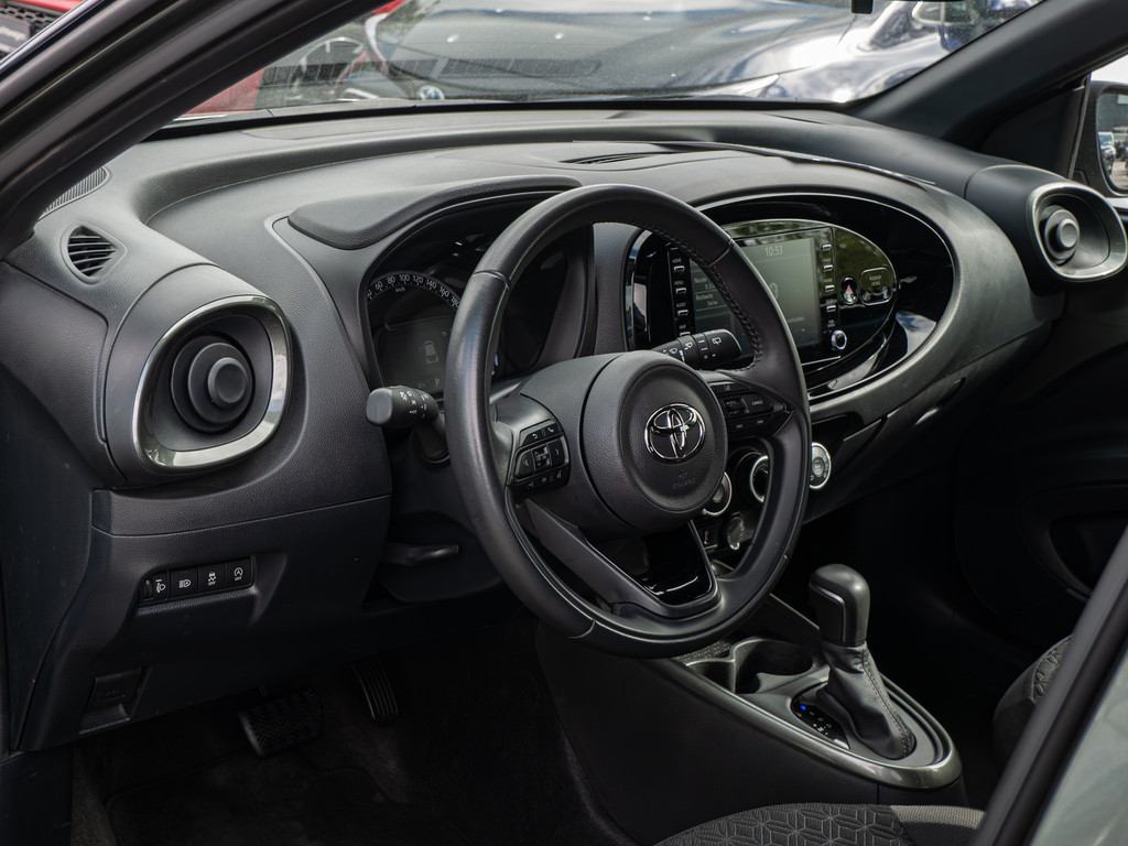 Fahrzeugansicht TOYOTA Aygo X 1.0 - Bild 26