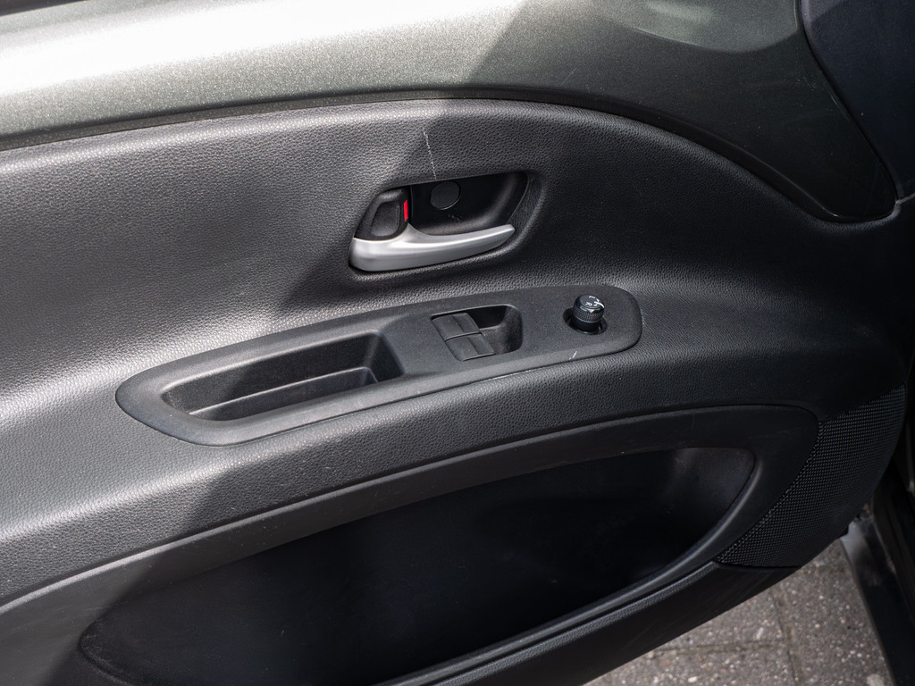 Fahrzeugansicht TOYOTA Aygo X 1.0 - Bild 27