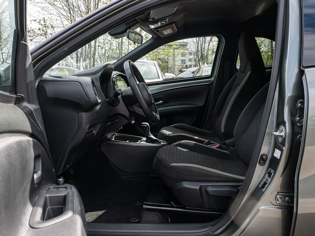 Fahrzeugansicht TOYOTA Aygo X 1.0 - Bild 36