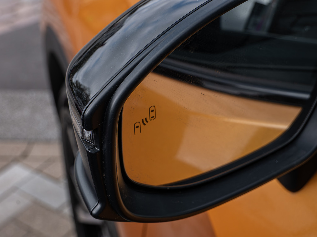 Fahrzeugansicht TOYOTA C-HR Hybrid Teamplayer - Bild 7