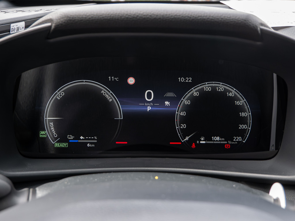 Fahrzeugansicht TOYOTA C-HR Hybrid Teamplayer - Bild 22