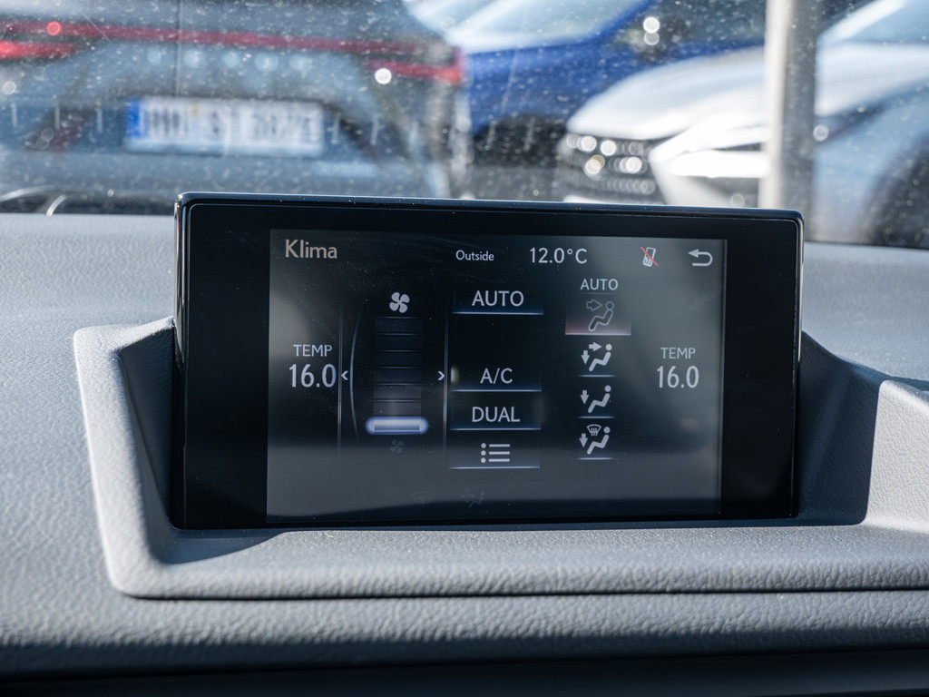 Fahrzeugansicht LEXUS CT 200h Executive Line - Bild 9
