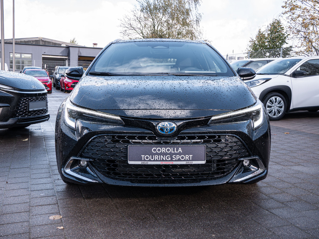 Fahrzeugansicht TOYOTA Corolla Touring Sports 2.0 Hybrid Team Deutschland - Bild 12