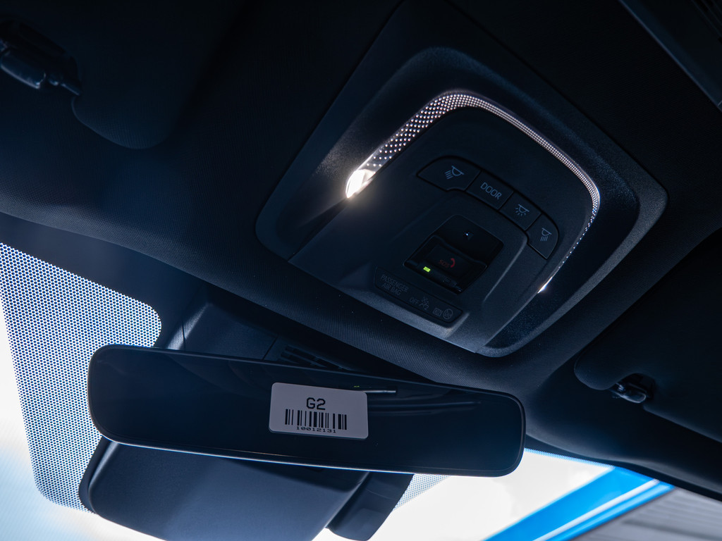 Fahrzeugansicht TOYOTA C-HR 2.0 Plug-In Hybrid FWD Teamplayer - Bild 6