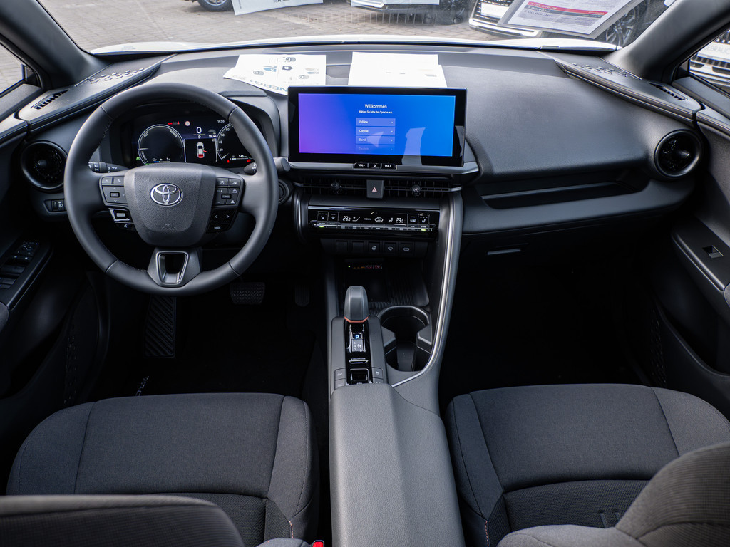 Fahrzeugansicht TOYOTA C-HR 2.0 Plug-In Hybrid FWD Teamplayer - Bild 7