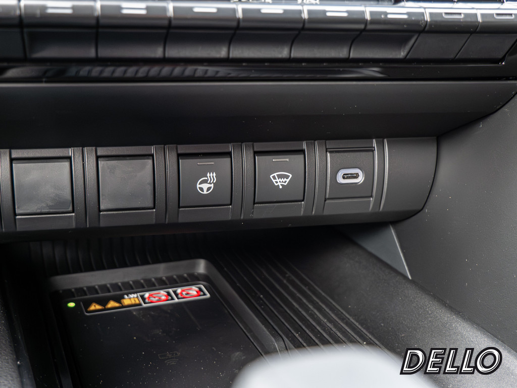 Fahrzeugansicht TOYOTA C-HR 2.0 Plug-In Hybrid FWD Teamplayer - Bild 16