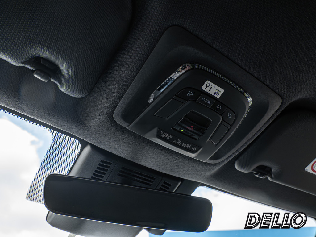 Fahrzeugansicht TOYOTA C-HR 2.0 Plug-In Hybrid FWD Teamplayer - Bild 20