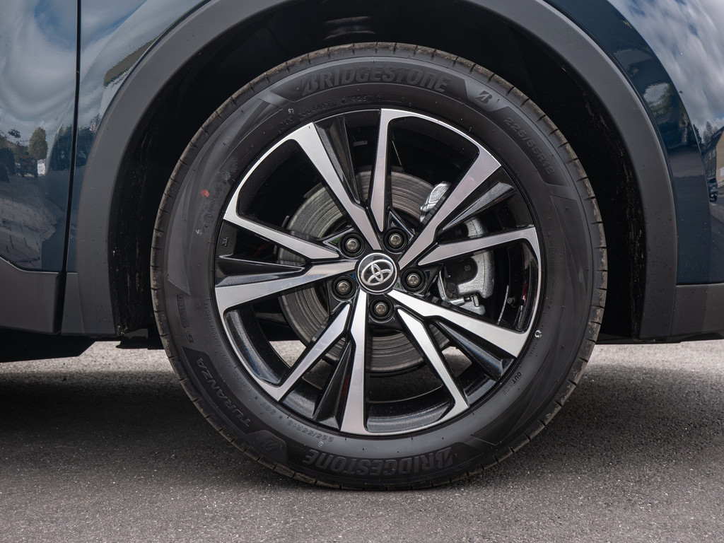 Fahrzeugansicht TOYOTA C-HR 2.0 Plug-In Hybrid FWD Teamplayer - Bild 36