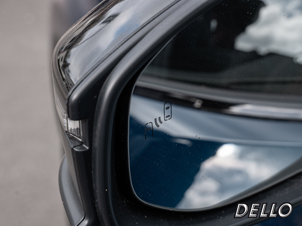 Fahrzeugansicht TOYOTA C-HR 2.0 Plug-In Hybrid FWD Teamplayer - Bild 6