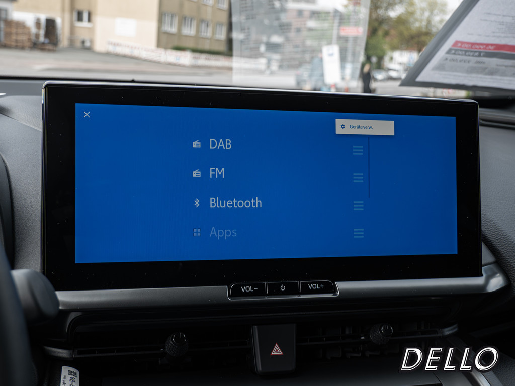 Fahrzeugansicht TOYOTA C-HR 2.0 Plug-In Hybrid FWD Teamplayer - Bild 11