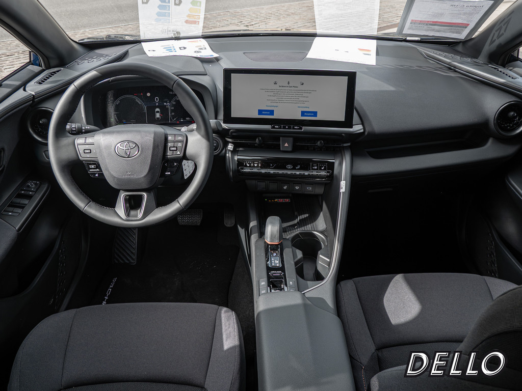 Fahrzeugansicht TOYOTA C-HR 2.0 Plug-In Hybrid FWD Teamplayer - Bild 38