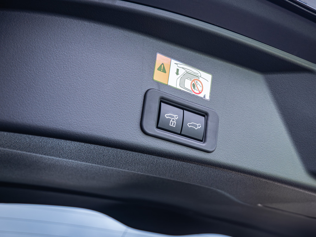 Fahrzeugansicht TOYOTA bZ4X FWD Touring - Bild 8