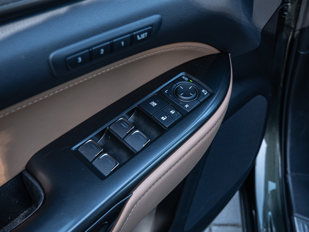 Fahrzeugansicht LEXUS NX 450h + Luxury - Bild 39