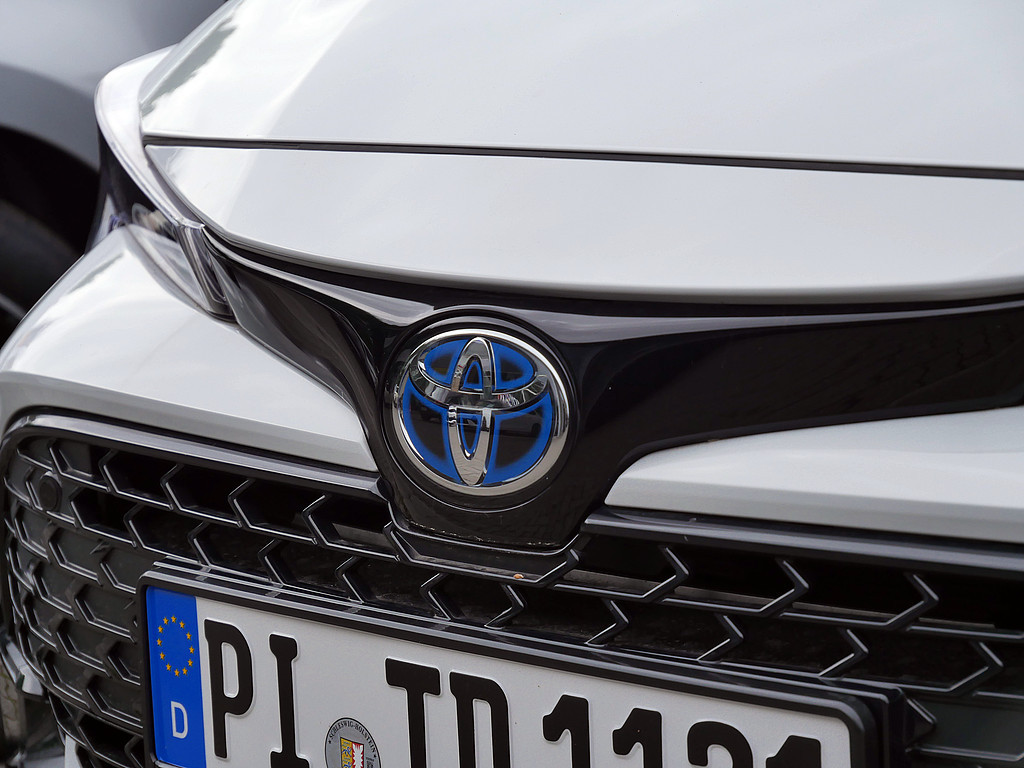 Fahrzeugansicht TOYOTA Corolla TS 1.8 Hybrid Teamplayer - Bild 32