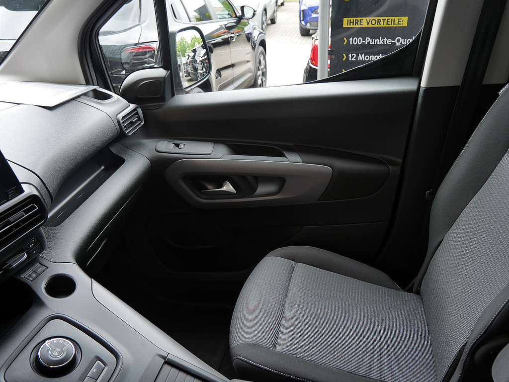 Fahrzeugansicht TOYOTA Proace City Verso 1.2 Turbo Team D - Bild 18