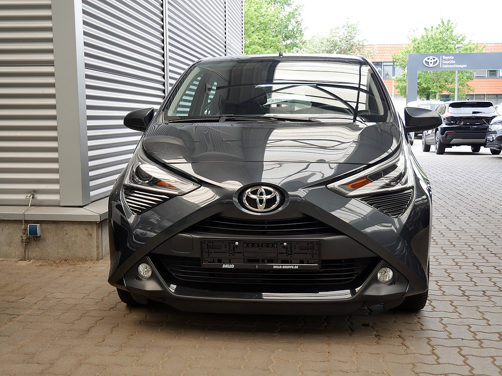Fahrzeugansicht TOYOTA Aygo 1.0 X-play Club - Bild 12