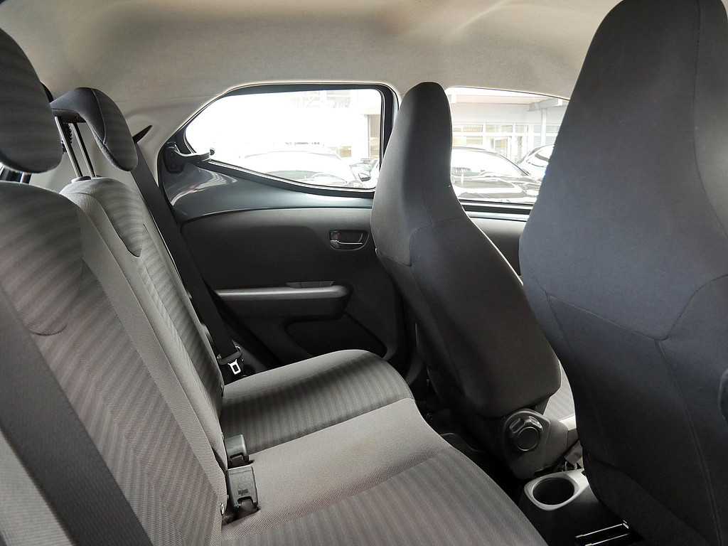Fahrzeugansicht TOYOTA Aygo 1.0 X-play Club - Bild 27