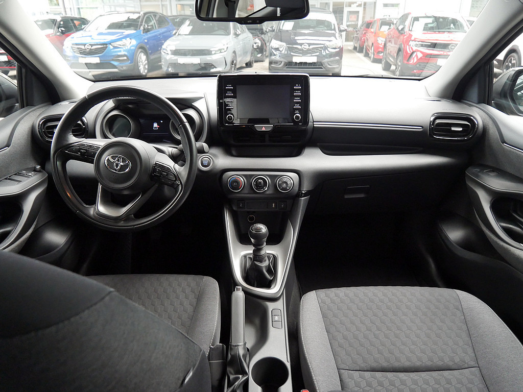 Fahrzeugansicht TOYOTA Yaris 1.5 VVT-i Team D - Bild 2