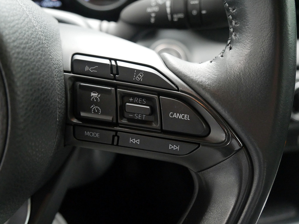 Fahrzeugansicht TOYOTA Yaris 1.5 VVT-i Team D - Bild 16