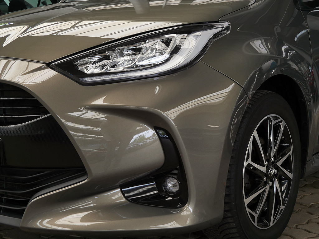 Fahrzeugansicht TOYOTA Yaris 1.5 VVT-i Team D - Bild 24