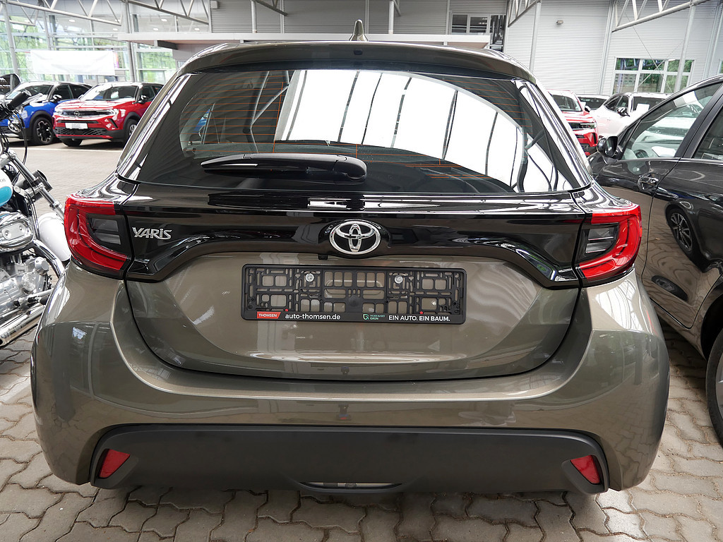 Fahrzeugansicht TOYOTA Yaris 1.5 VVT-i Team D - Bild 26