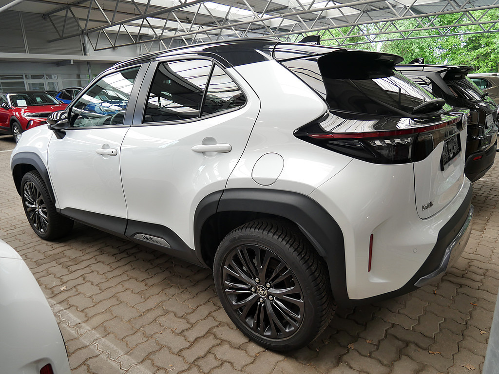 Fahrzeugansicht TOYOTA Yaris Cross Hybrid 1.5 VVT-i Adventure - Bild 26