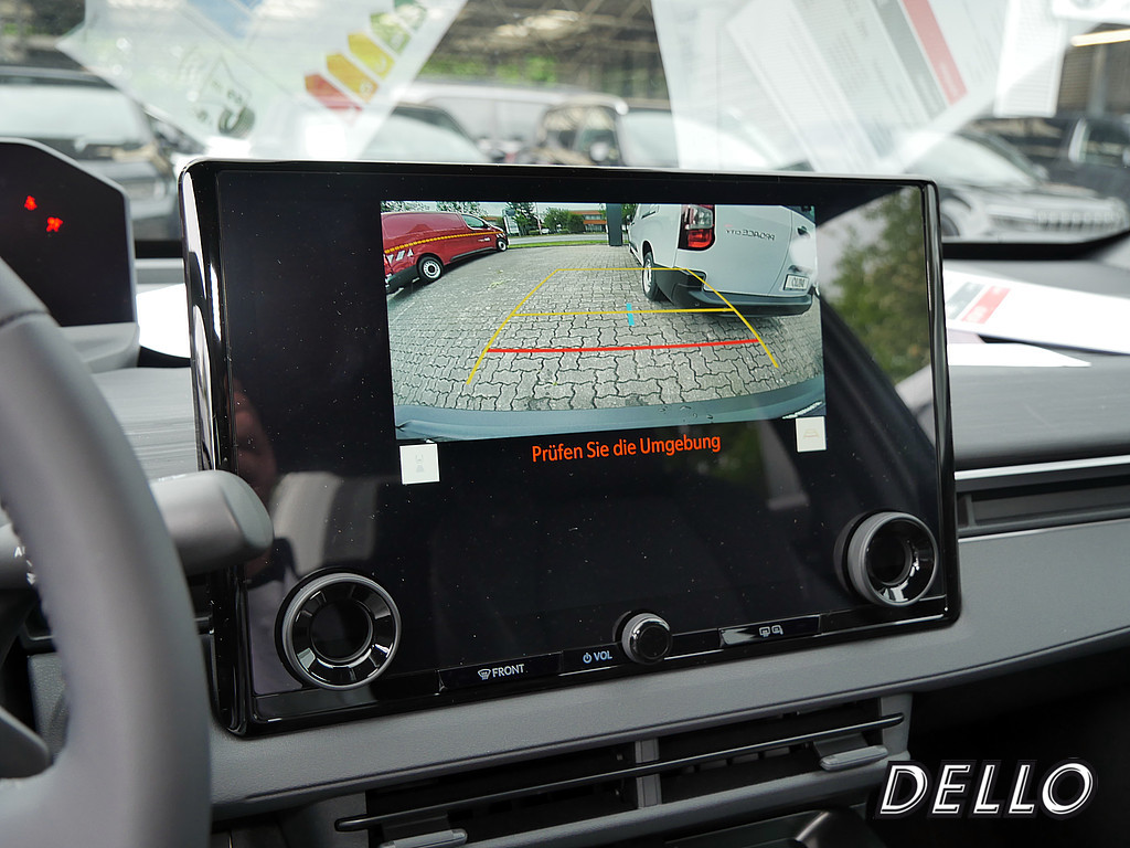 Fahrzeugansicht TOYOTA C-HR+ 165 kW Teamplayer - Bild 11
