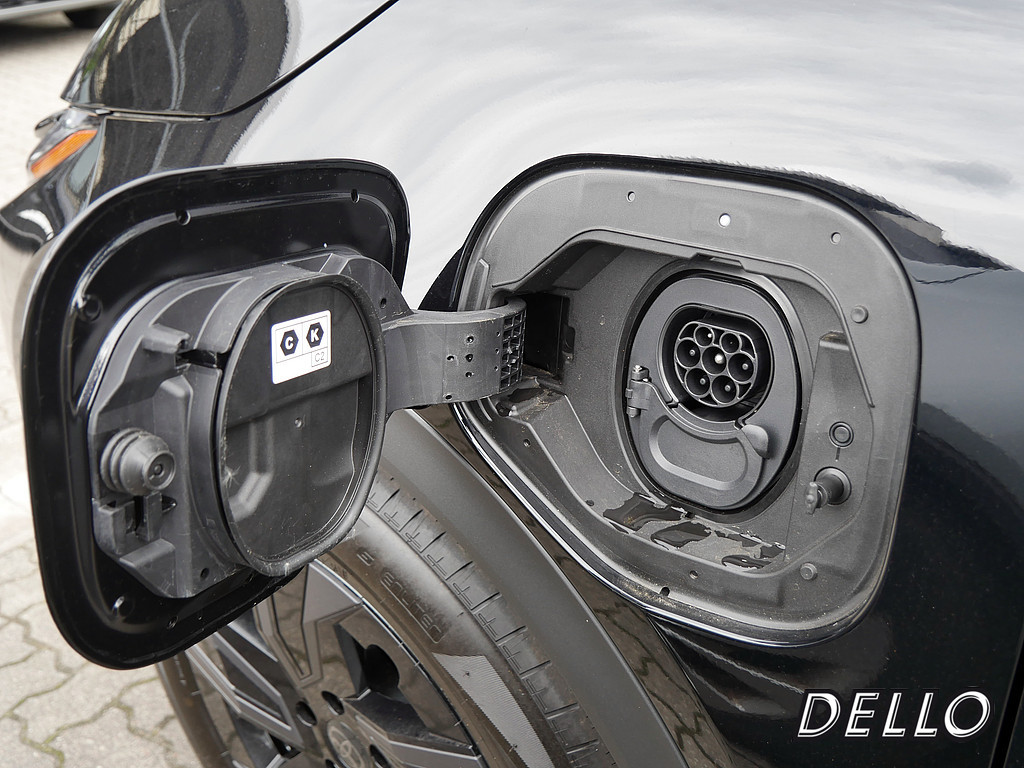 Fahrzeugansicht TOYOTA C-HR+ 165 kW Teamplayer - Bild 26