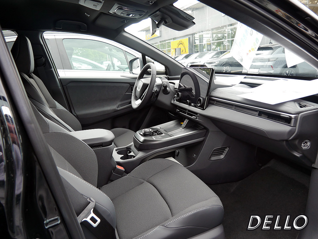 Fahrzeugansicht TOYOTA C-HR+ 165 kW Teamplayer - Bild 31