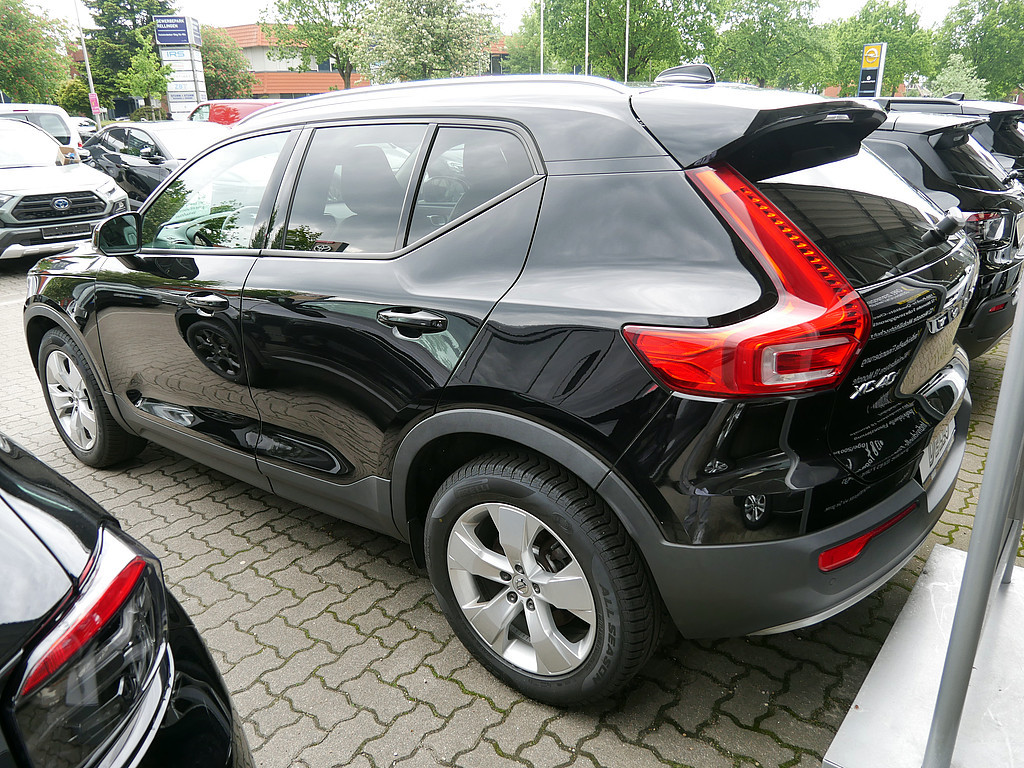 Fahrzeugansicht VOLVO XC40 T4 Momentum - Bild 28