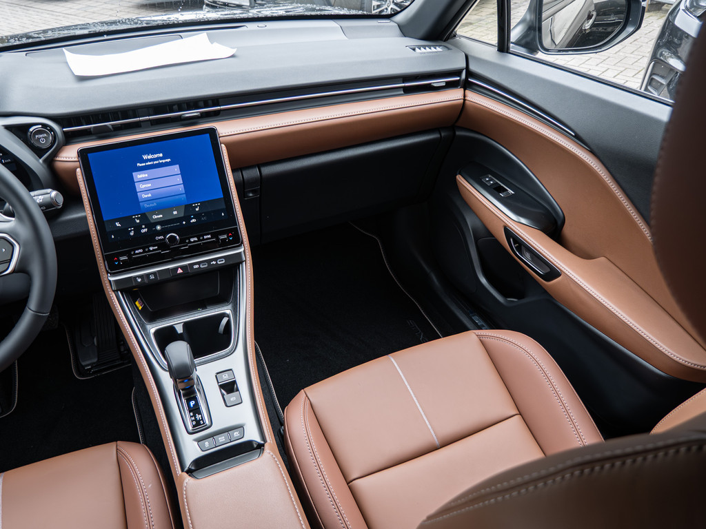 Fahrzeugansicht LEXUS LBX Relax - Bild 7