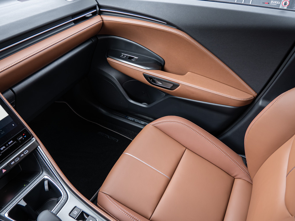 Fahrzeugansicht LEXUS LBX Relax - Bild 22