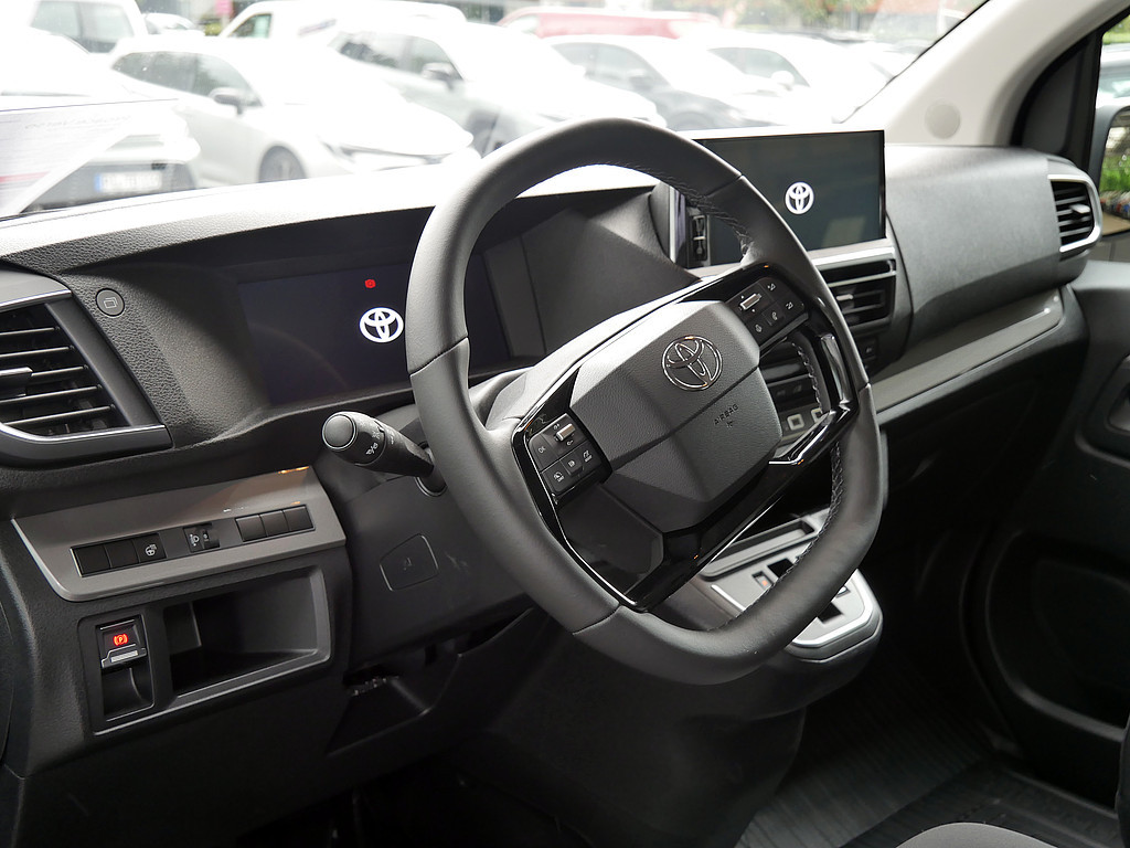 Fahrzeugansicht TOYOTA Proace Verso 2.2 L1 Teamplayer - Bild 4
