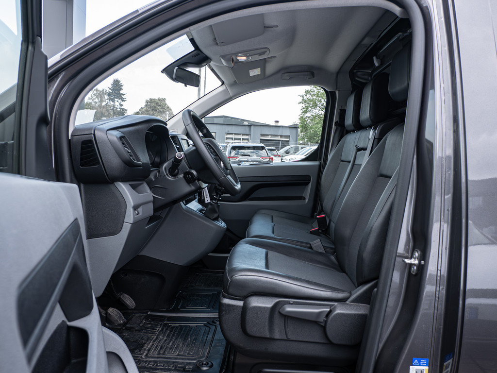 Fahrzeugansicht TOYOTA Proace City 1.5 L1 Meister - Bild 4