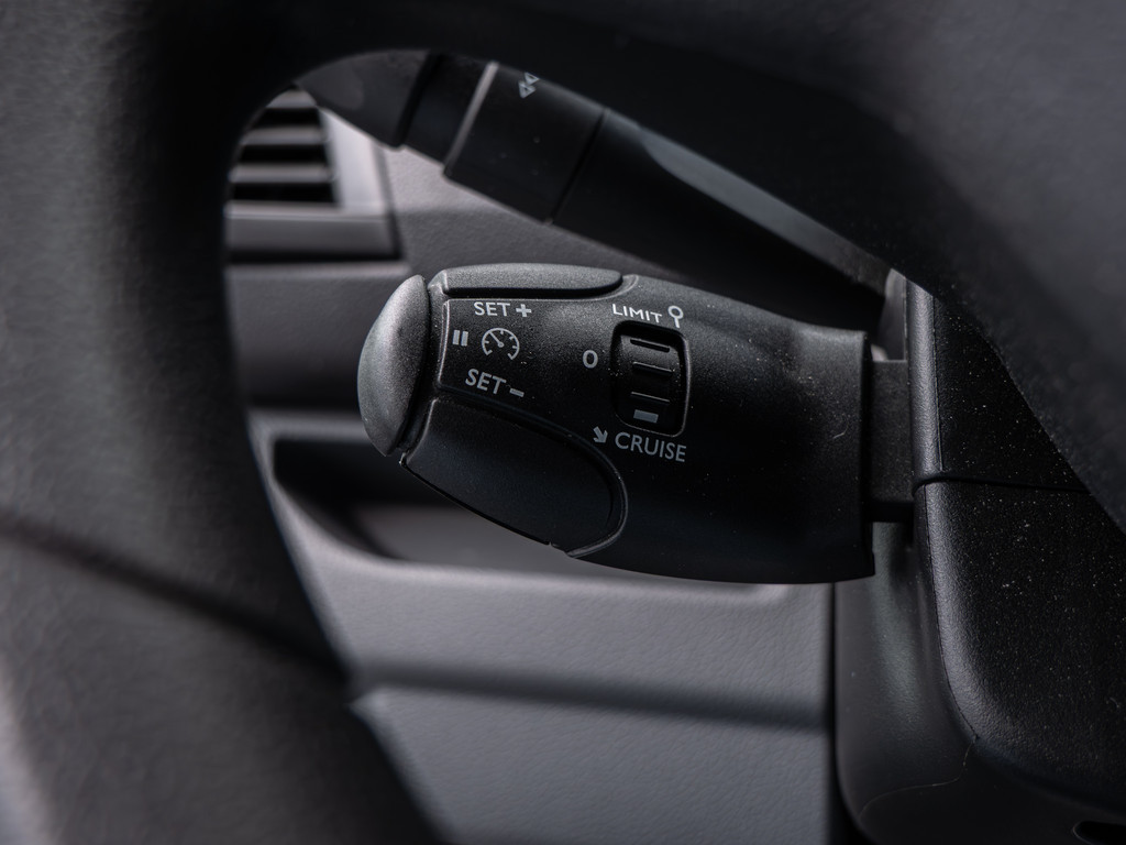 Fahrzeugansicht TOYOTA Proace City 1.5 L1 Meister - Bild 24