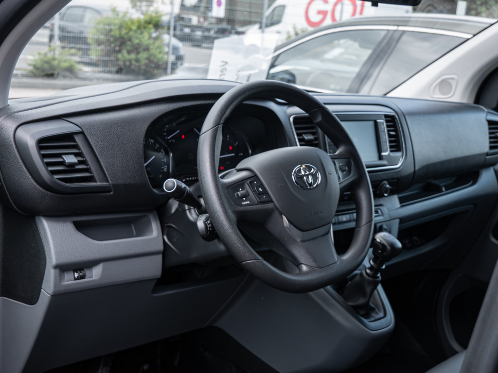 Fahrzeugansicht TOYOTA Proace City 1.5 L1 Meister - Bild 26