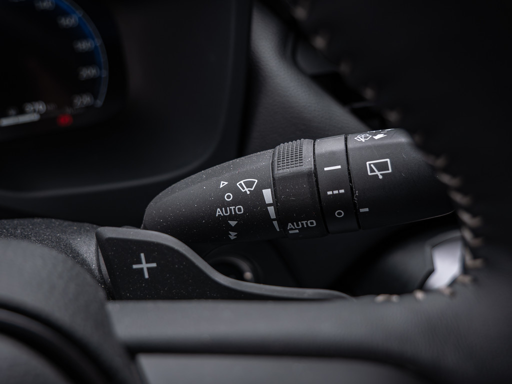 Fahrzeugansicht TOYOTA RAV4 2.5 Plug-in Hybrid 4x4 GR Sport - Bild 17