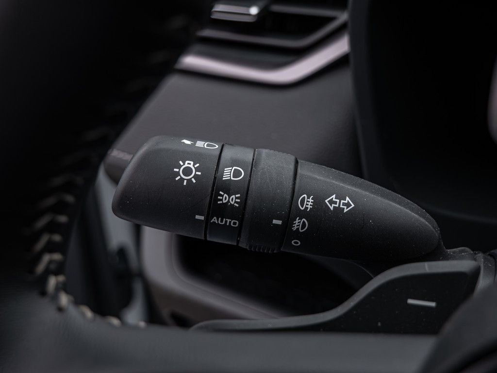 Fahrzeugansicht TOYOTA RAV4 2.5 Plug-in Hybrid 4x4 GR Sport - Bild 18