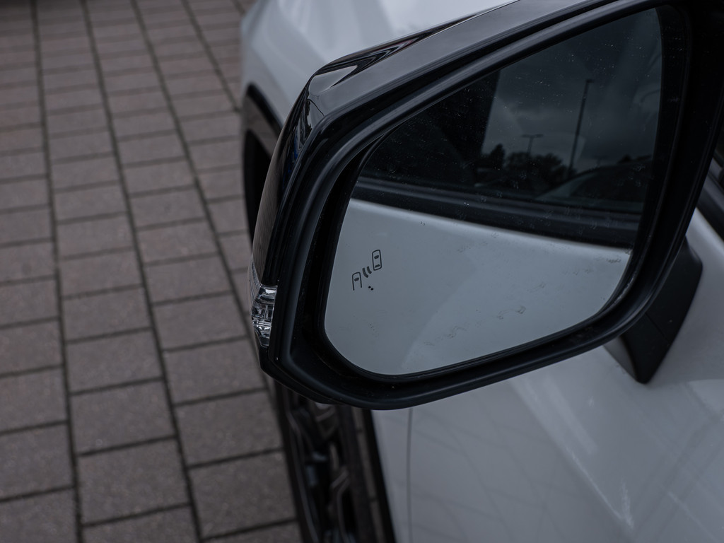 Fahrzeugansicht TOYOTA RAV4 2.5 Plug-in Hybrid 4x4 GR Sport - Bild 35
