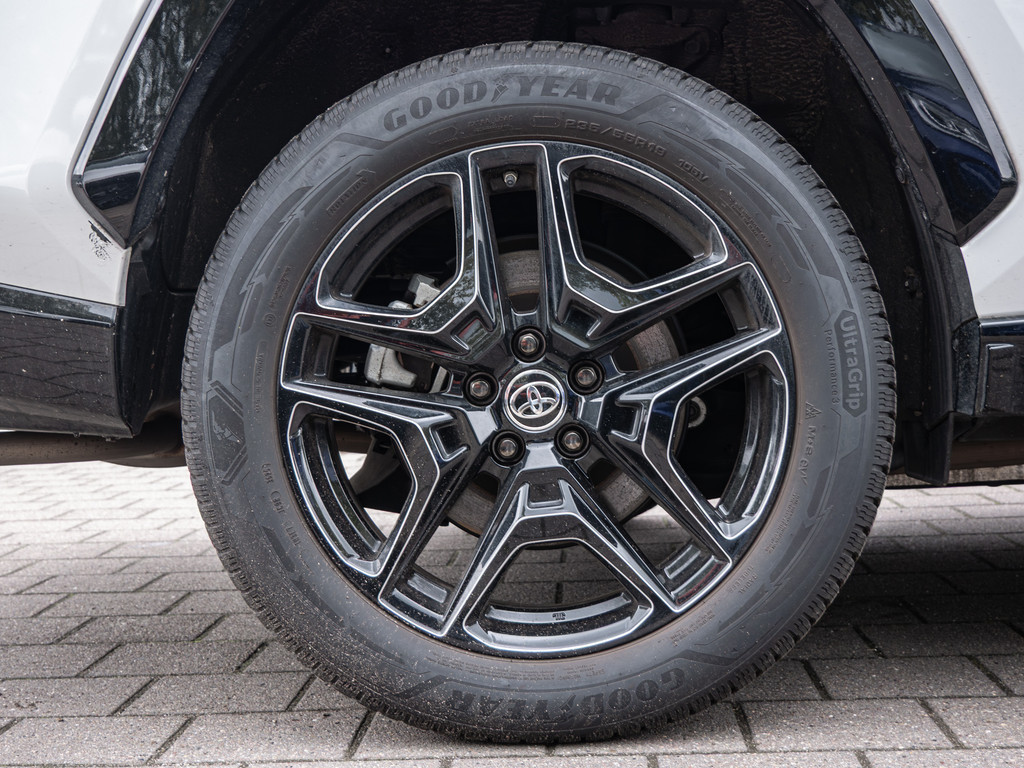 Fahrzeugansicht TOYOTA RAV4 2.5 Plug-in Hybrid 4x4 GR Sport - Bild 41