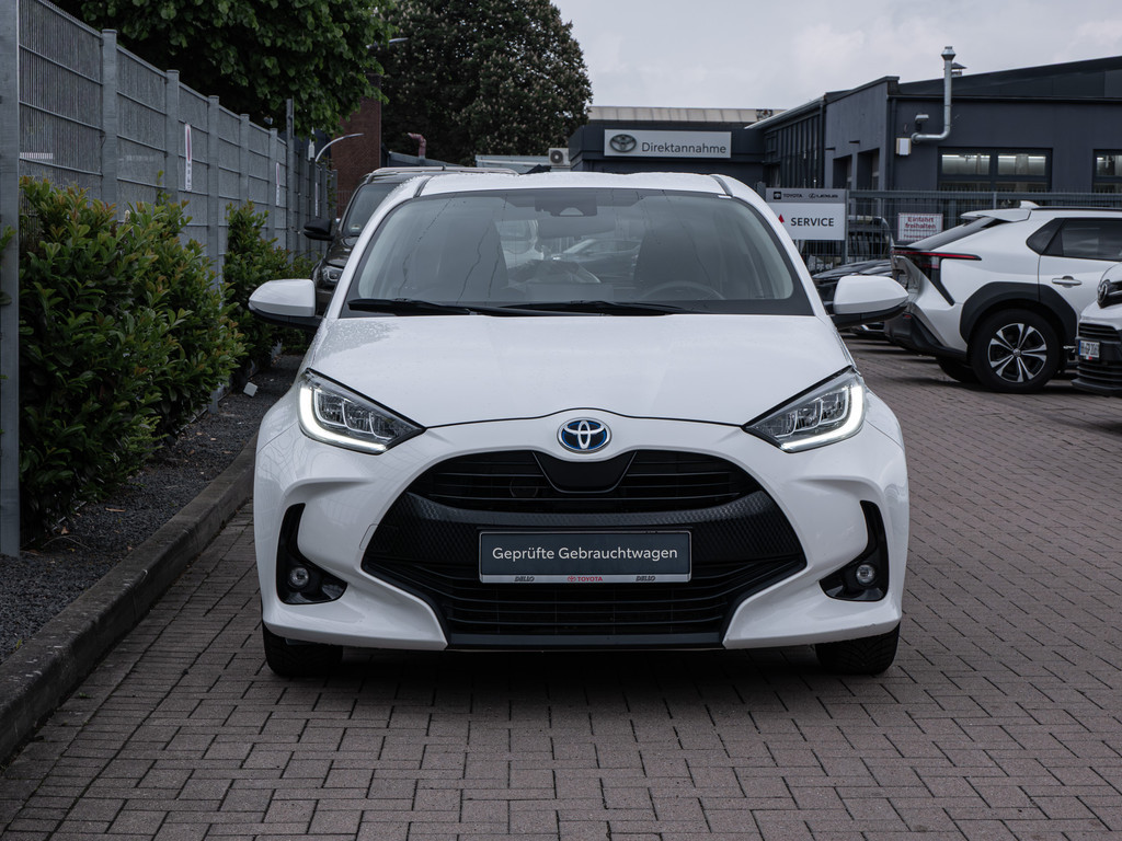 Fahrzeugansicht TOYOTA Yaris Hybrid 1.5 VVT-i Team D - Bild 12