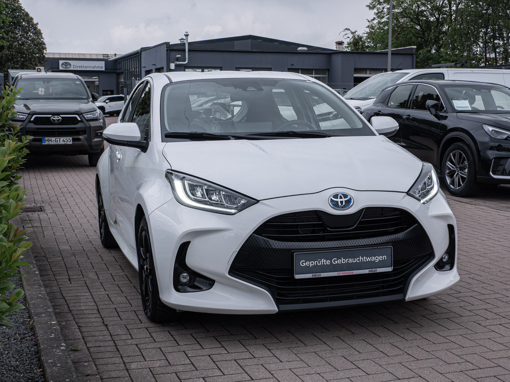 Fahrzeugansicht TOYOTA Yaris Hybrid 1.5 VVT-i Team D - Bild 23