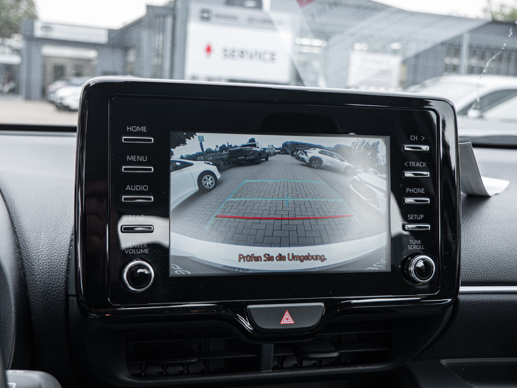 Fahrzeugansicht TOYOTA Yaris Hybrid 1.5 VVT-i Team D - Bild 5