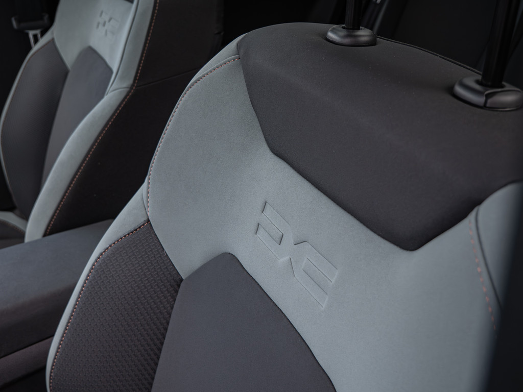 Fahrzeugansicht DACIA Bigster 1.8 Hybrid 155 Extreme - Bild 13