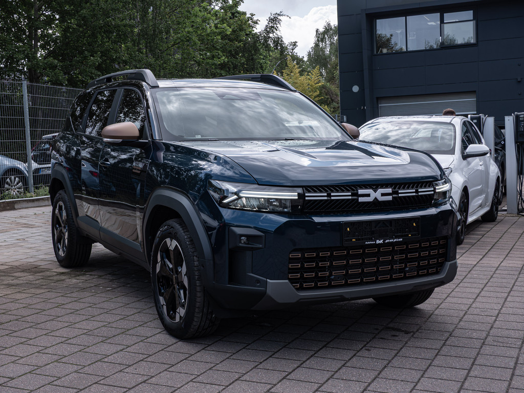 Fahrzeugansicht DACIA Bigster 1.8 Hybrid 155 Extreme - Bild 23
