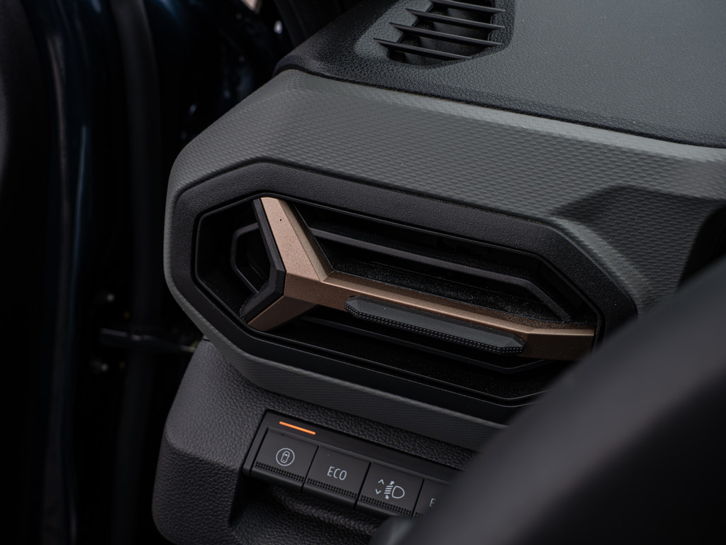 Fahrzeugansicht DACIA Bigster 1.8 Hybrid 155 Extreme - Bild 29